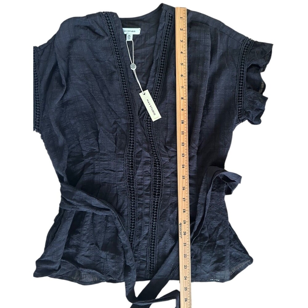 Max Studio Women's Short Sleeve Blouse Top w/ Tie Belt V-Neck Sheer Size M Black - Picture 9 of 9